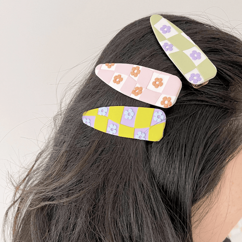 Checker Flower Hair Clip - The WonderMart