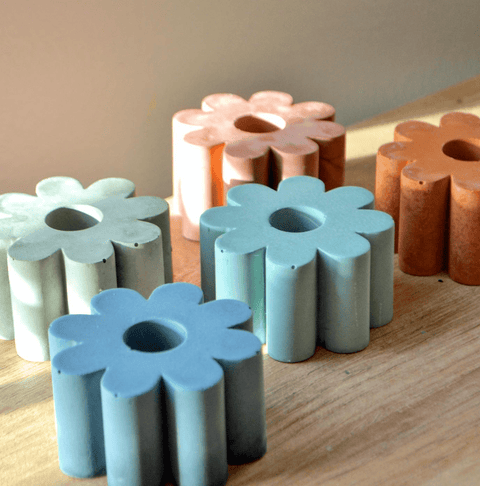 Daisy Candle Holder - The WonderMart