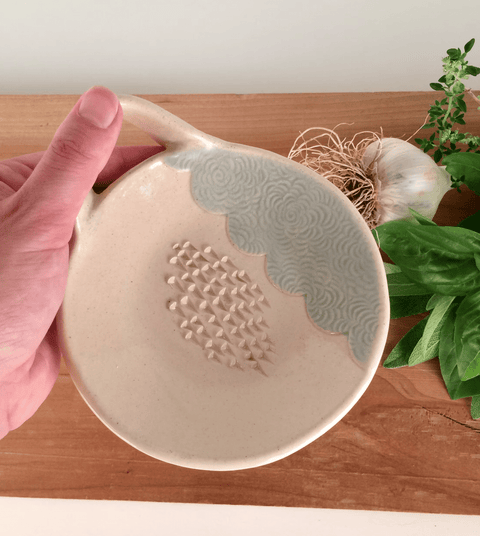 Garlic Grater - The WonderMart