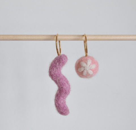 Pink Squiggle Hoops - The WonderMart
