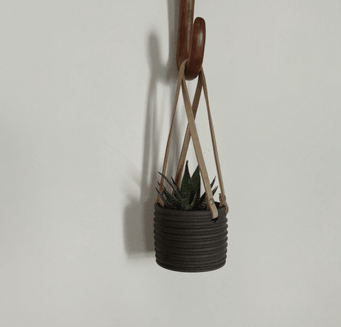 Ribbed Hanging Plant Pot - Black Clay - The WonderMart