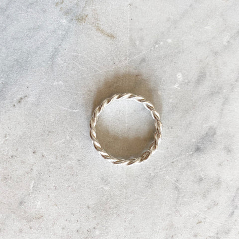 Twisty Knit Ring - The WonderMart