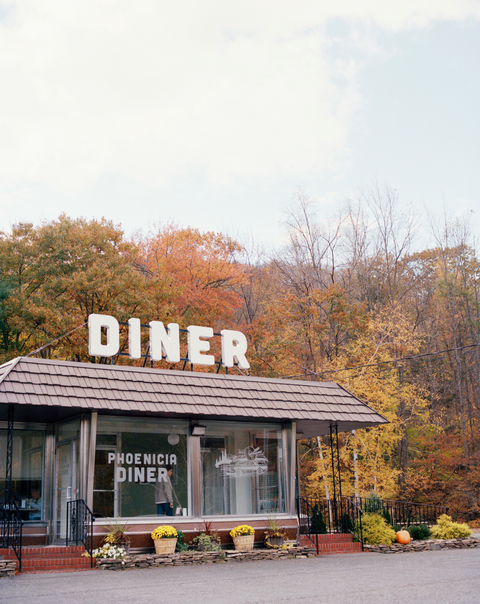 PHOENICIA DINER