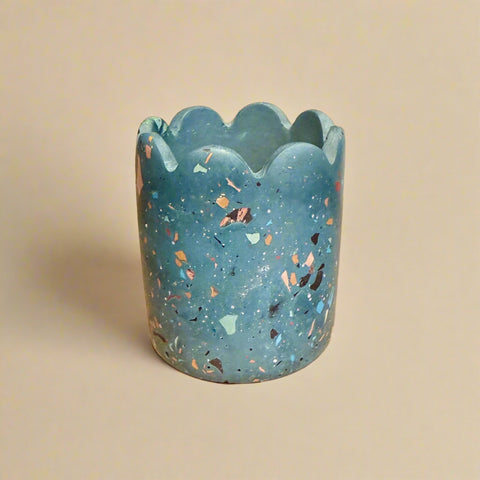 Terrazzo Scallop Match Pot with Striker