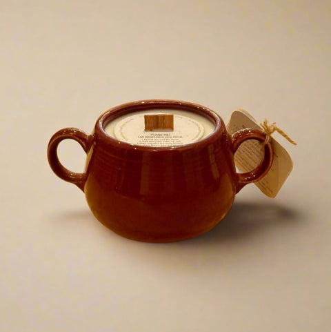 Red ceramic container candle