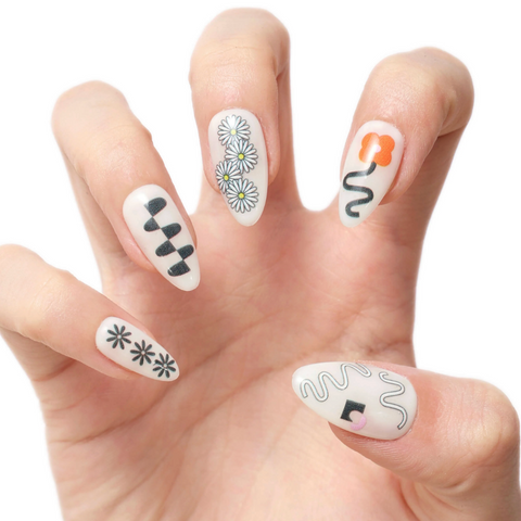 Squiggle Fleurs by Priyanka Batra Press-On Nail Kit