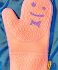 The Oven Mitts by Staff - The WonderMart