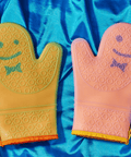 The Oven Mitts by Staff - The WonderMart