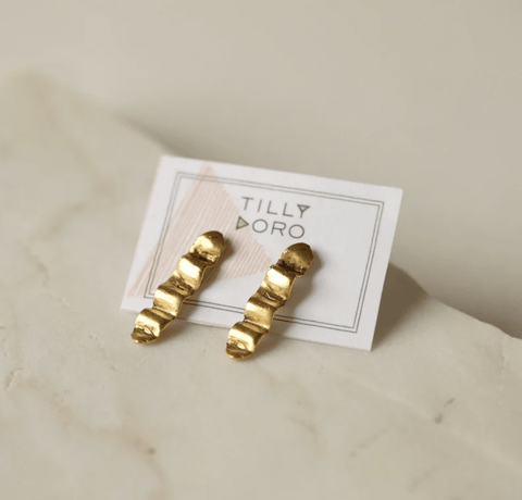 Wave Stud Earrings - The WonderMart