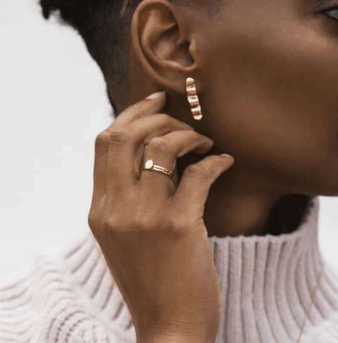 Wave Stud Earrings - The WonderMart